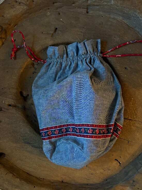 Vintage Vera Bradley chambray floral trimmed drawstring cotton ditty bag 9 x 13" - Picture 1 of 4